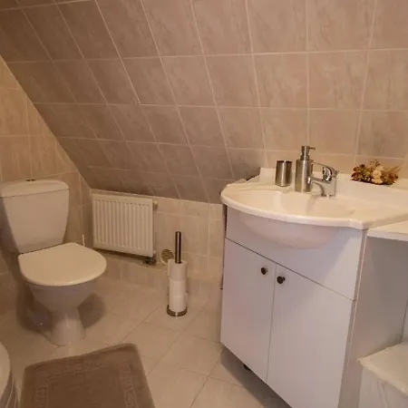 Pod Metodkou Tatil Evi